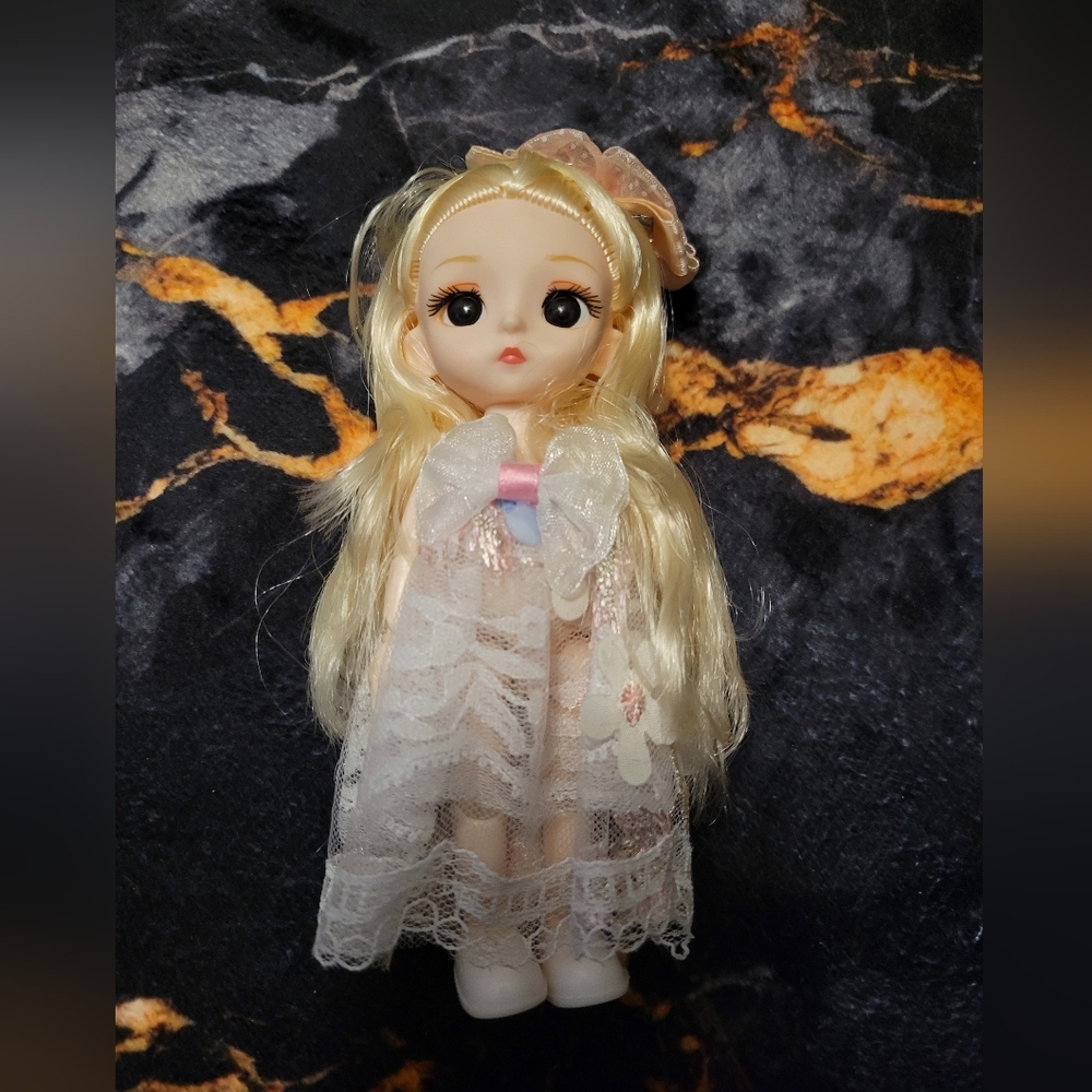 Fashion Girl Doll Toy Realistic Face Anime Like Beautiful Gorgeous